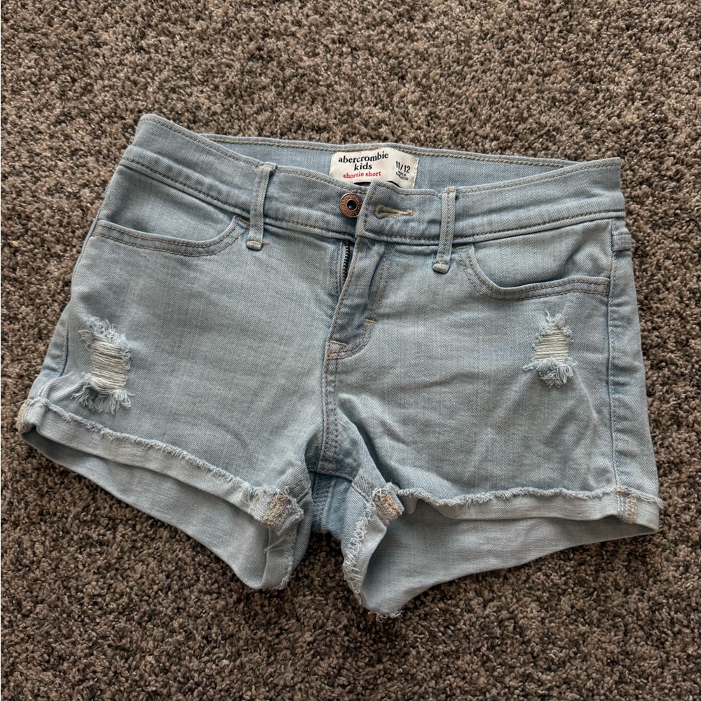 abercrombie kids light blue distressed denim shorts